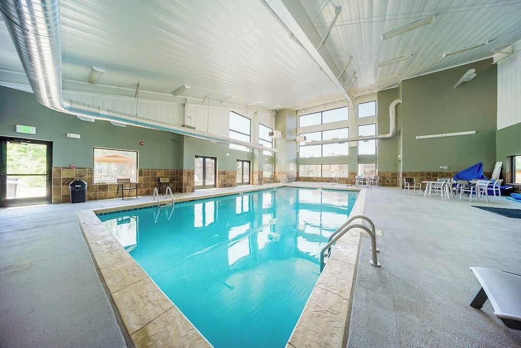 Indendørs pool