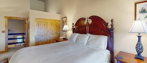 4 chambres, fer et planche Ă repasser, lit parapluie, Wi-Fi gratuit