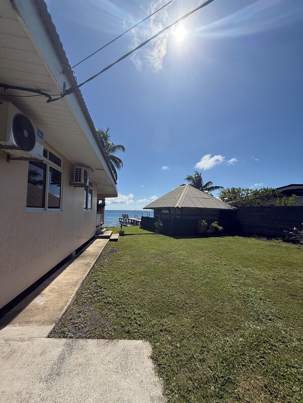 Property grounds - Fare Holidays Raiatea (Avera, Raiatea)