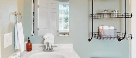 Douche, serviettes fournies