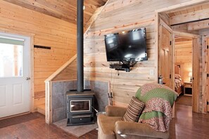 TV, DVD player - Waterfront cabin with bridge, private hot tub, & WiFi - near National Forest (South Fork)