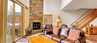 Cozy Dog-Friendly Retreat w/Gas Fireplace, W/D, Furnished Patio