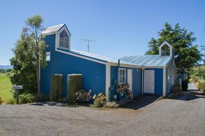 Standard Studio, Balcony, Valley View | Exterior - Margrain Vineyard Villas (Martinborough)