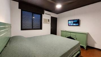 5 chambres, fer et planche Ă repasser, Wi-Fi, draps fournis