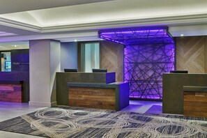 Lobby - Comic-Con Week, MVC Walk to Gaslamp, Sleeps 4 (San Diego)