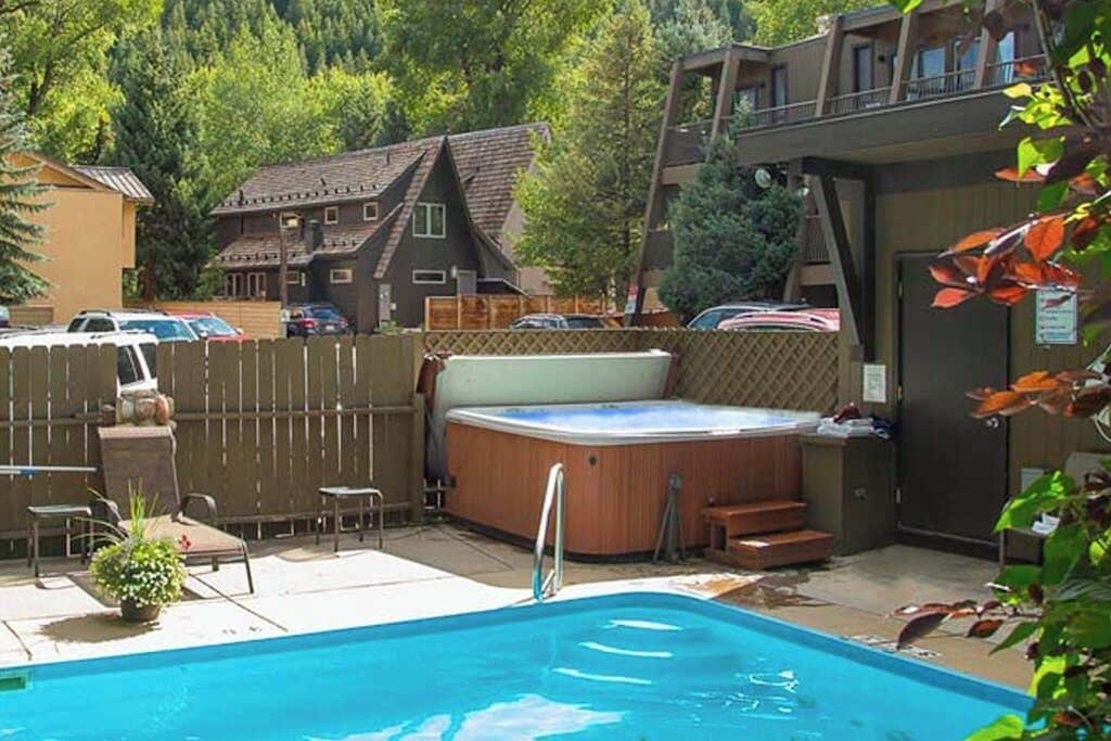 Uppvärmd pool