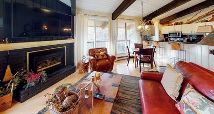Lovely home near skiing with fireplace, balcony, & chic decor