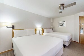 Iron/ironing board, travel crib, free WiFi, bed sheets