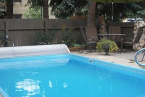 Beheizter Pool