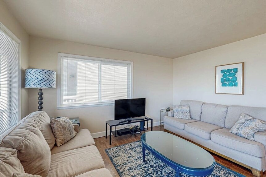 Charming, Two-story Home With Deck, Grill, And Ocean Views - Morro Bay, CA