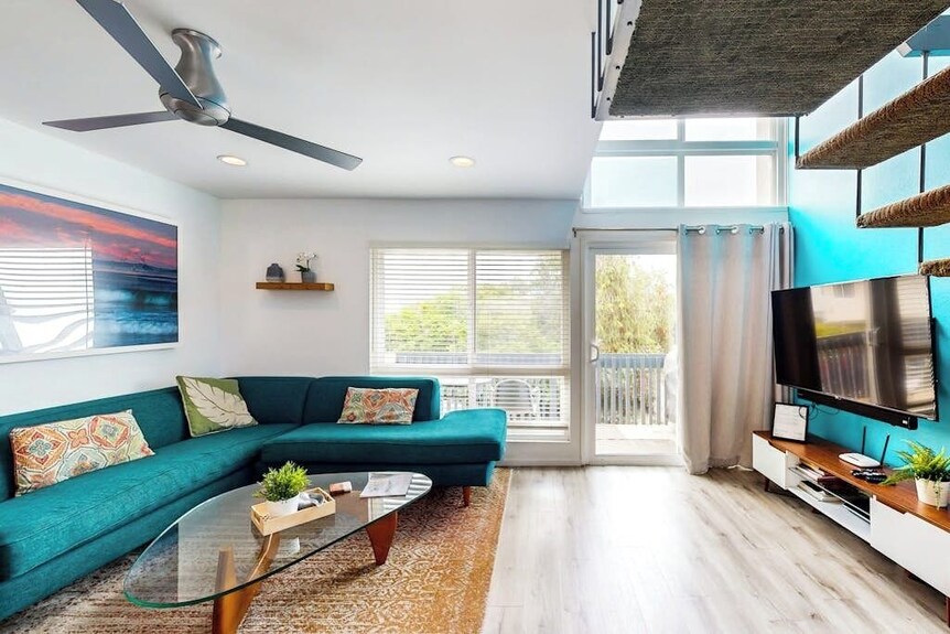 Contemporary Condo | Mountain Views & Balcony | 1 Block To Beach - Carpintería, CA