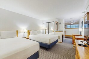 Room - Ground-floor room on Main St - pool & hot tub - walk to lifts, dog-friendly (Aspen)