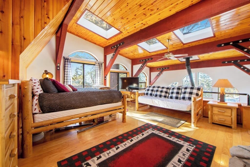 1 habitación, escritorio, tabla de planchar con plancha y wifi gratis 