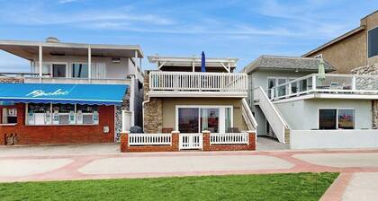 Cozy Oceanfront Home with Views, Free WiFi, and Beach Access