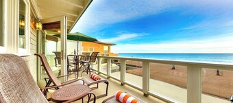 Duplex with breathtaking ocean views