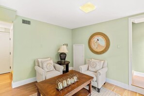 Interior - Charming cottage near beach with ocean views, patio, fireplace, washer/dryer (Laguna Beach)