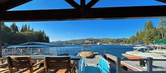 4 BD W/ Lake Access, Grill, Fire Pit, A/C, Optional Dock