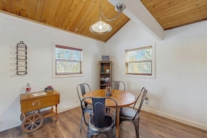 Dining - Family-friendly mountain cabin with fire pit and snow mobile parking (Grand Lake)