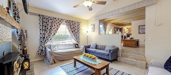 Dog-friendly rural home with deck, wood fireplace, fast WiFi, patio & gas grill