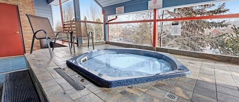 Bain à remous intérieur