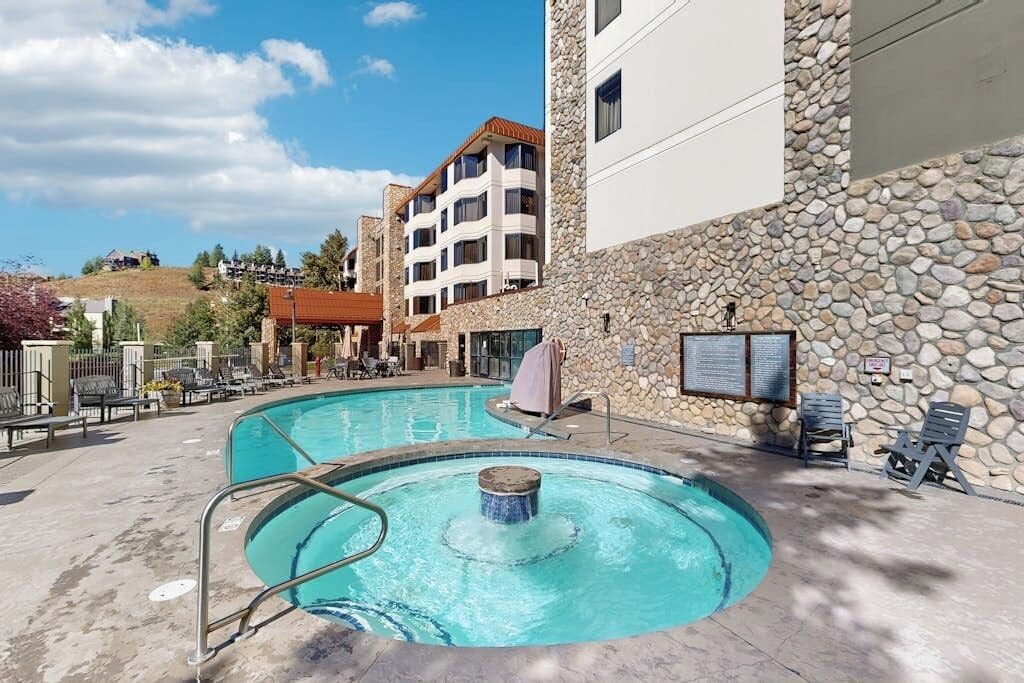 Piscine couverte, piscine chauffée