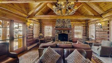 TV, fireplace, DVD player