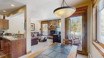 TV, fireplace, DVD player