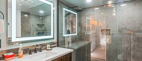 Shower, towels