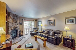 TV, fireplace, DVD player, video library - Skier's paradise in Cascade Village w/ pool, fireplace & private balcony (Durango)