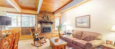 TV, fireplace, DVD player, video library