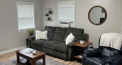 2-bedroom house within walking distance to Northwest Missouri State University