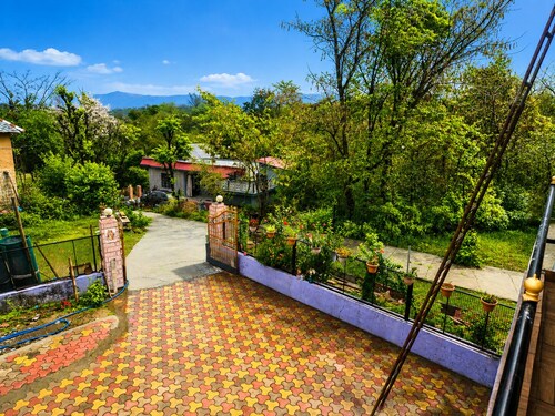 Natural Den homestay - Valley Retreat