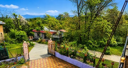 Natural Den homestay - Valley Retreat