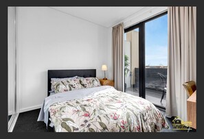 2 slaapkamers, een strijkplank/strijkijzer, wifi, beddengoed