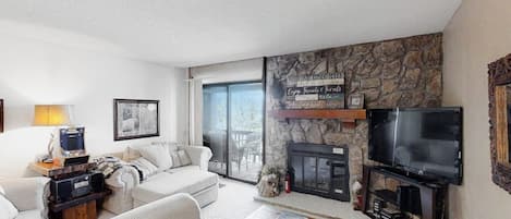 TV, fireplace, DVD player, stereo