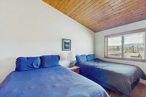 1 sovrum, strykjärn/strykbräda, internet och sängkläder