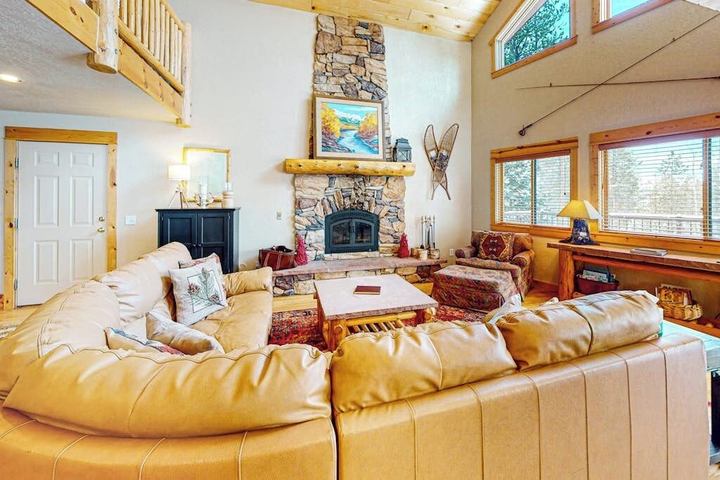 TV, fireplace, table tennis, video library