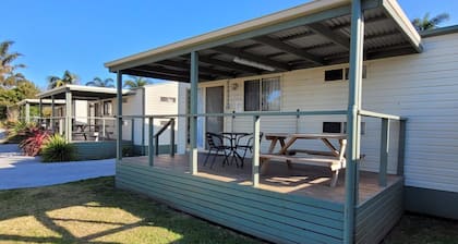 Yerriyong 4 - Family Cabin Sleeps 6 Mollymook