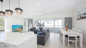 Interior - 3 BEDROOM TOWNHOUSE - 27 (Clarence Valley)