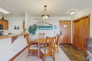Dining - Chic mountain condo with ski area views, indoor pool & hot tub, shuttle to lifts (Keystone)