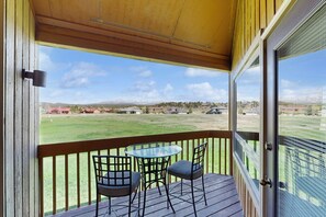 Outdoor dining - Dog-friendly condo w/ covered porch & views - near golf, lakes & ski (Pagosa Springs)