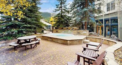 Family-friendly mountain retreat with shared pool and hot tub - walk to gondola