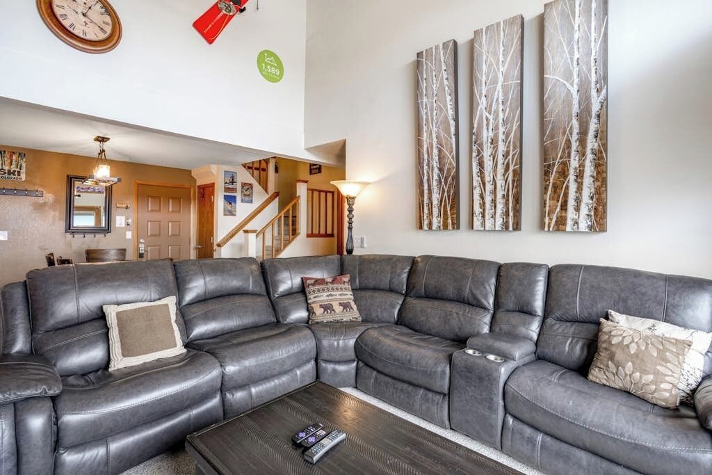 Ski-in/ski-out Home With Pool, Hot Tub, Sauna, Washer/dryer, & Private Balcony - Keystone, CO