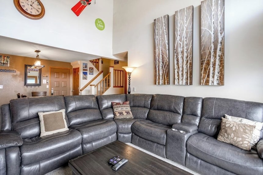 Ski-in/ski-out Home With Pool, Hot Tub, Sauna, Washer/dryer, & Private Balcony - Keystone, CO