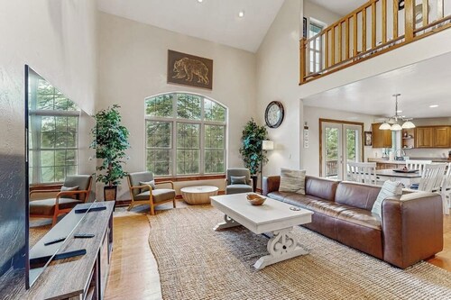 Comfortable home with large deck, fully stocked kitchen, wifi & great location
