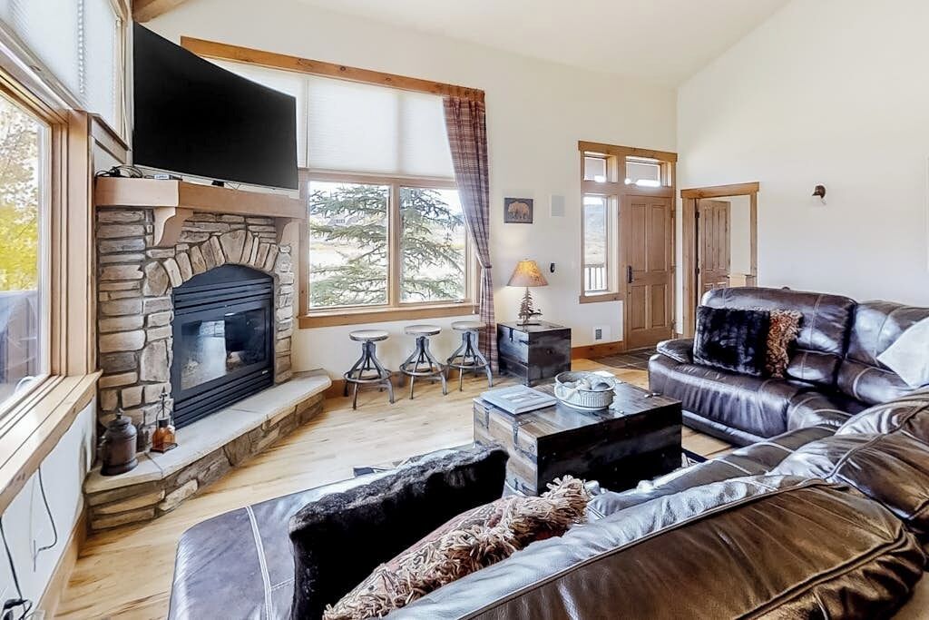 Attractive & Spacious Countryside Home W/firepit, Private W/d, Free Wifi, Patio - Granby, CO