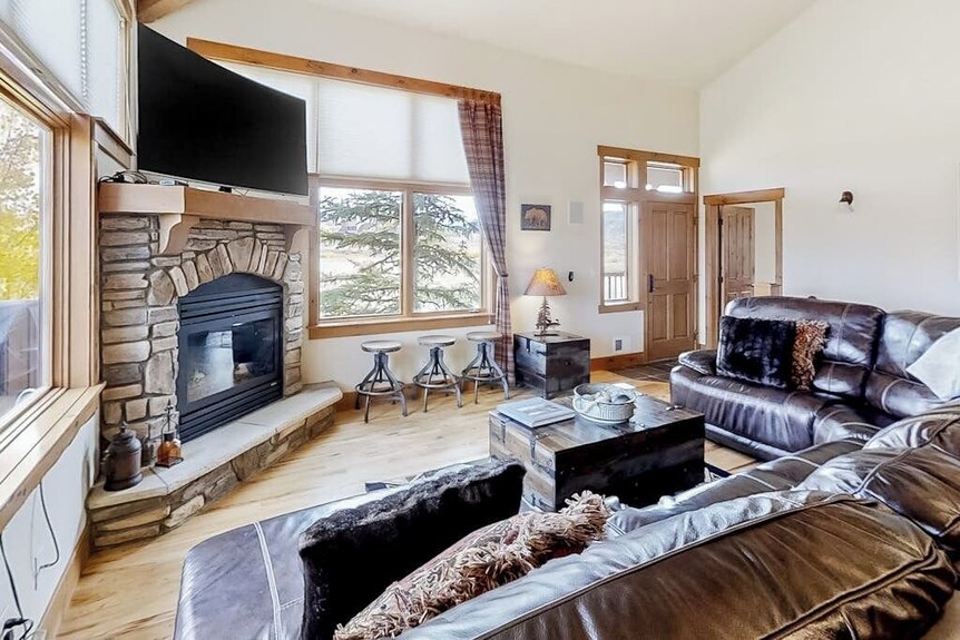 Attractive & Spacious Countryside Home W/firepit, Private W/d, Free Wifi, Patio - Granby, CO