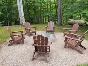Property grounds - Buck & Birch Run, All Seasons Remodeled Cottage! (Charlevoix)