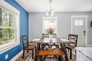 Dining - Buck & Birch Run, All Seasons Remodeled Cottage!!  Fish & Hunt Camp (Charlevoix)