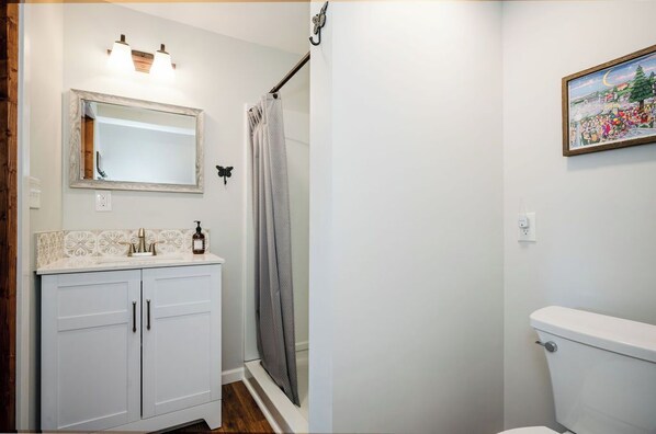 Shower, towels